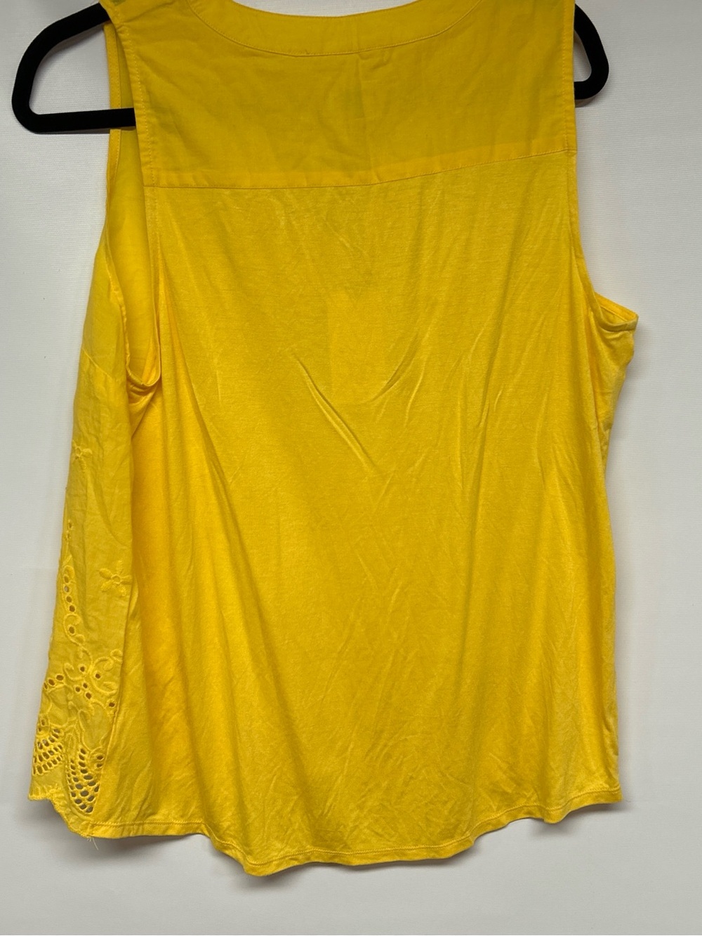 a new day Yellow Eyelet V-Neck Sleeveless Camisole - Picture 2 of 3